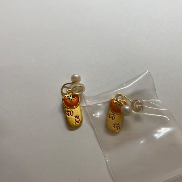 Brand New Ear Cuff - Picture 2 of 4